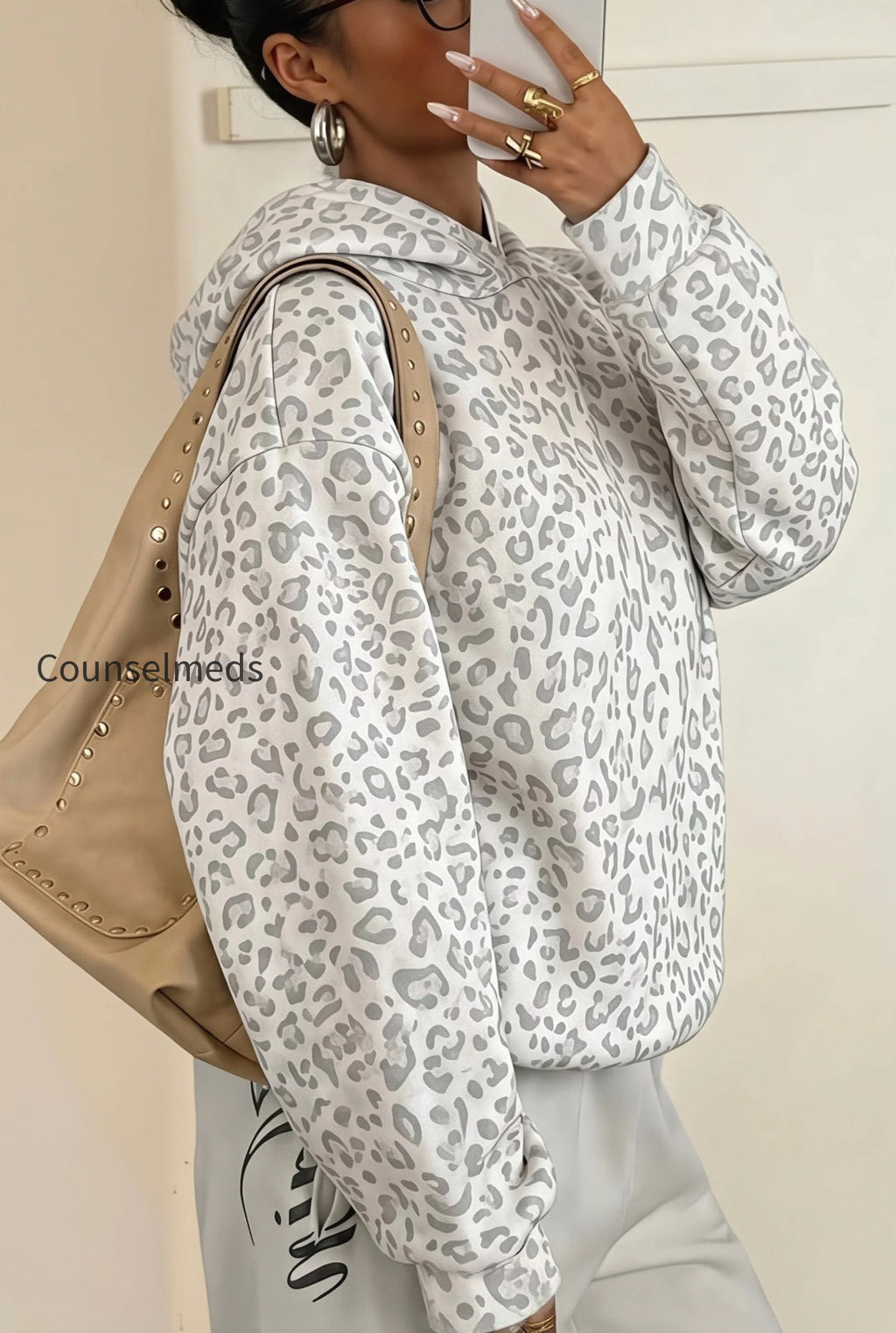 leopard-print-casual-chic-hoodie