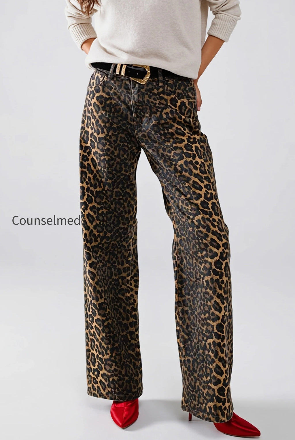 leopard-chic-straight-leg-jeans